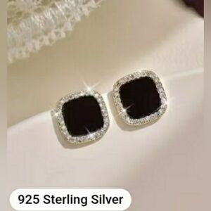 💥4/$10 Minimalist geometric style stud earrings, NWT